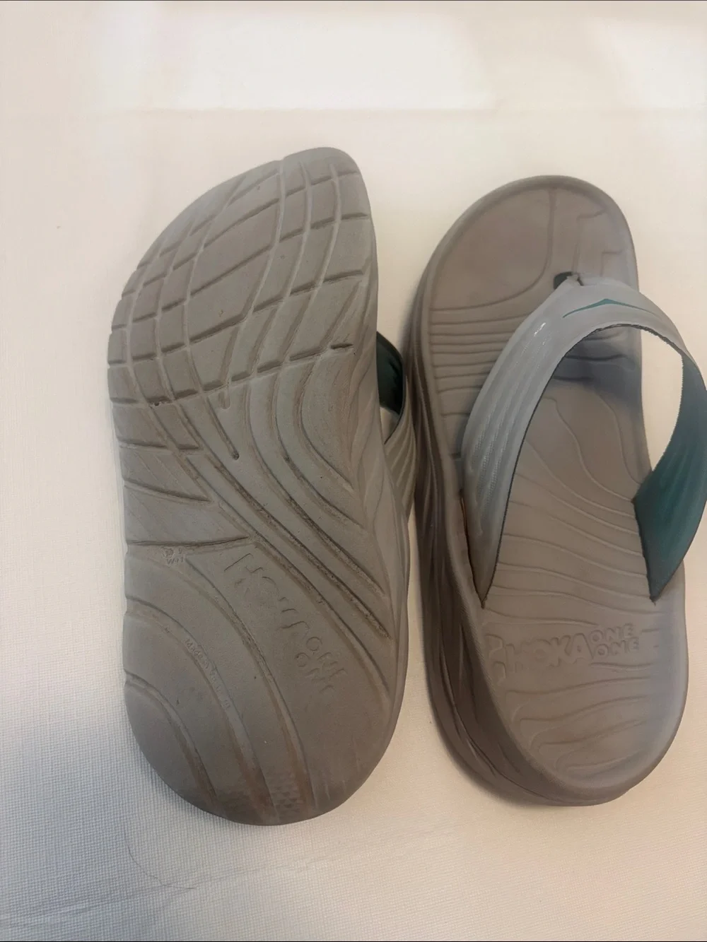 Hoka One One Men's Gray Flip-Flop Sandals with Teal Accent